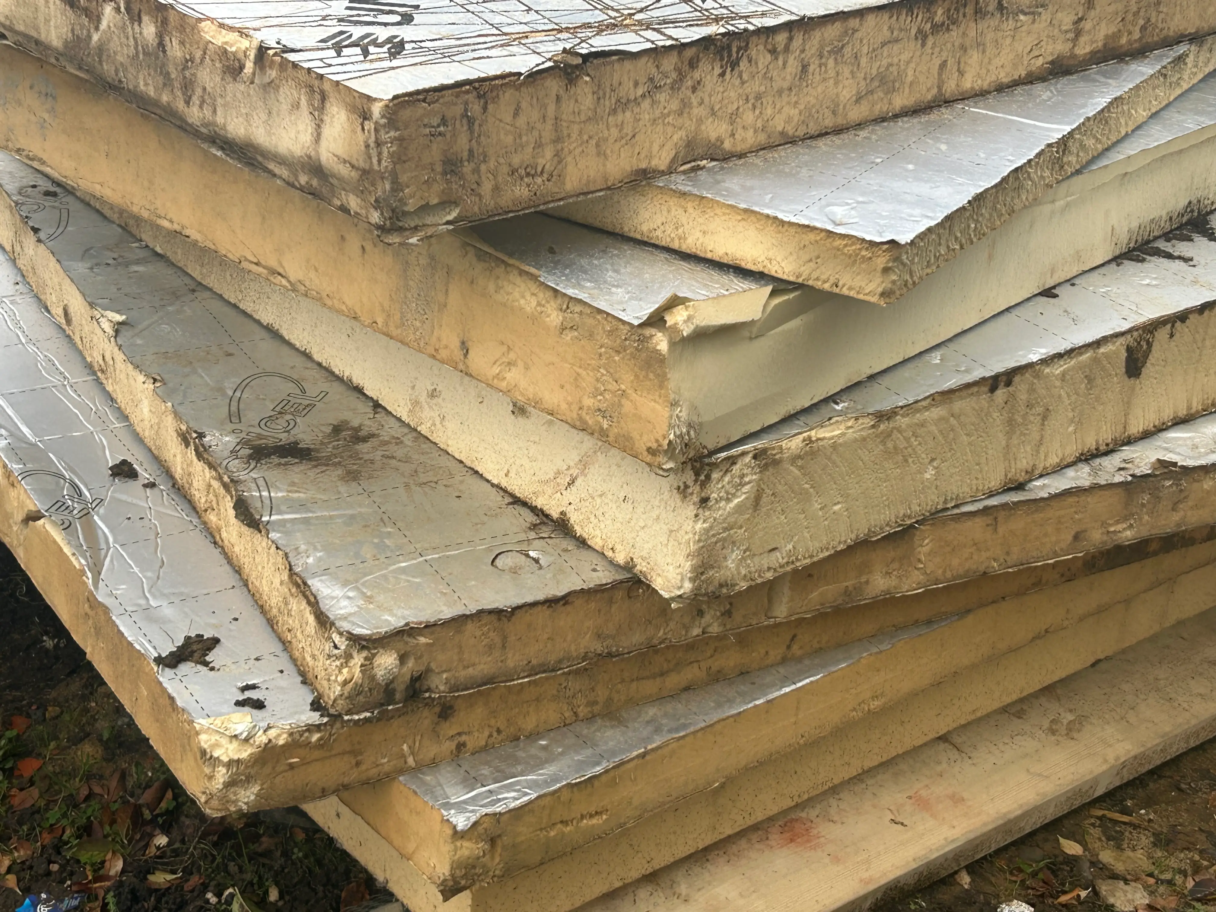 Chingford Loft Insulation  removal specialist clearing old insulation safely